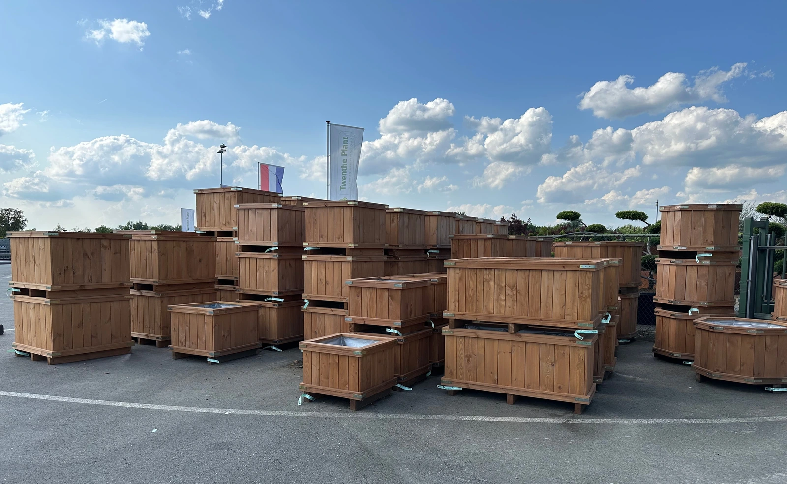 Pflanzgefäße & Holzkübel Outdoor